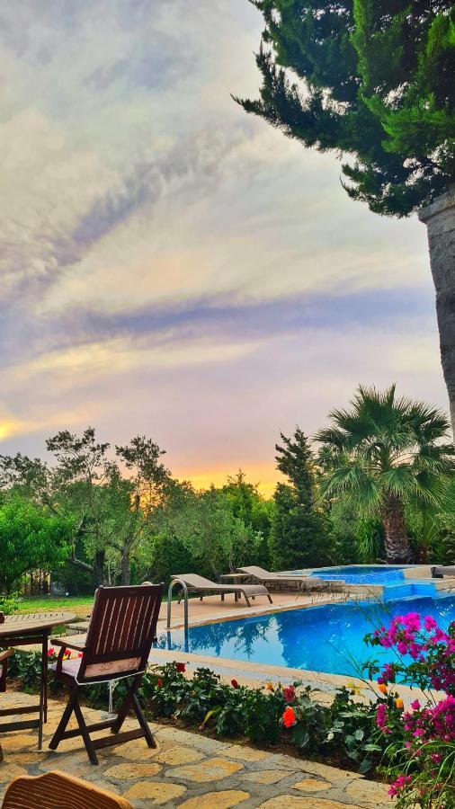 Hotel Bir Dem Urla Esterno foto